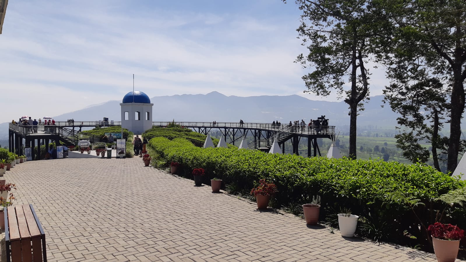 agen tour terpercaya